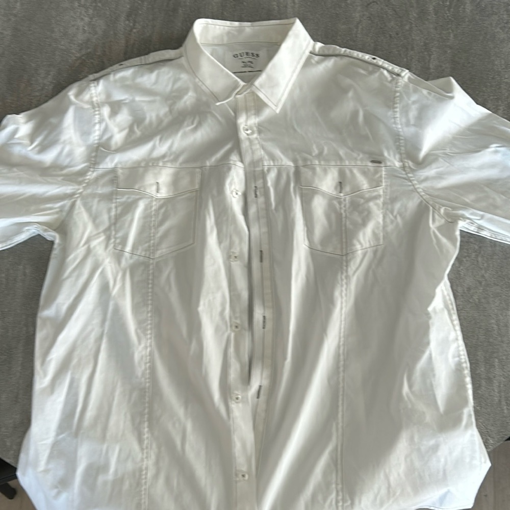 Size XL Guess Shirt